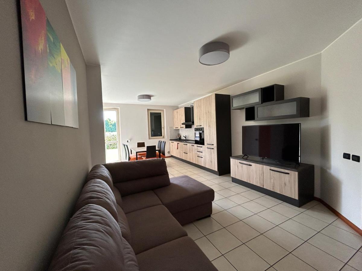 Appartamento Mimosa - Immobili E Soluzioni Rent Brembate Kültér fotó