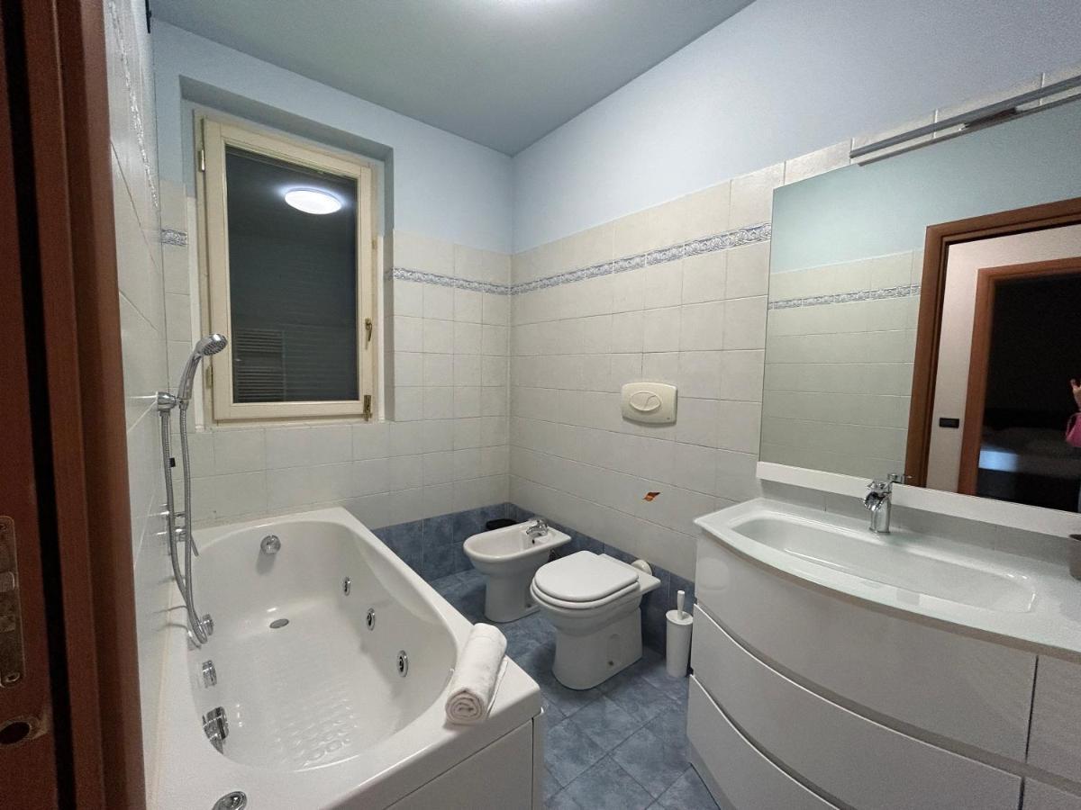 Appartamento Mimosa - Immobili E Soluzioni Rent Brembate Kültér fotó